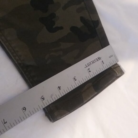 Joe Boxer women's size 7 camo skinny pants - Picture 10 of 13